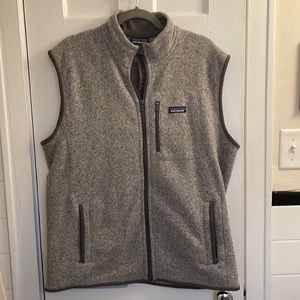 Patagonia Men’s XL vest. Grey Better Sweater